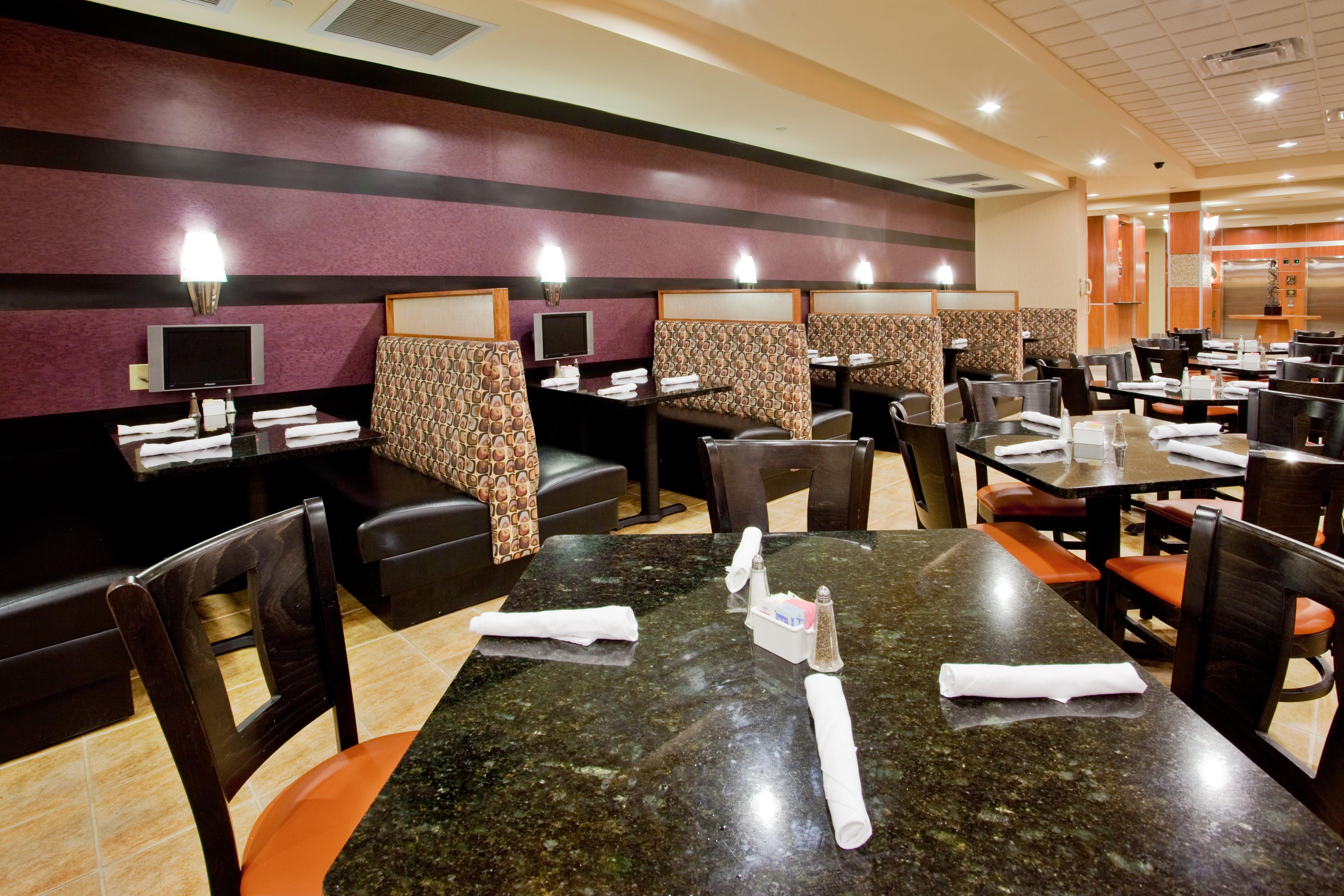 Holiday Inn Hotel & Suites Gateway By Ihg Williamsburg Exteriör bild